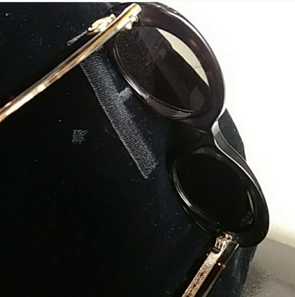 Authentic Gucci Round Eye Animal Print Sunglasses Gold Logo